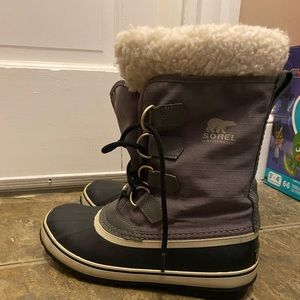 Sorel women’s snow boots